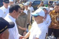 1758994193929-waka-dpd-ri-launching-program-senator-peduli-ketahanan-pangan-di-sulsel-1758986105700_169