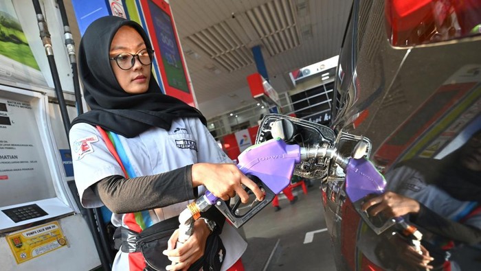 1761845759652-pertamax-green-95-meluncur-di-jawa-tengah-1749100849888_169