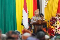 1761996414588-kapolda-riau-irjen-herry-heryawan-menghadiri-pengukuhan-pengurus-besar-hulubalang-lembaga-adat-melayu-riau-1761994612122_169