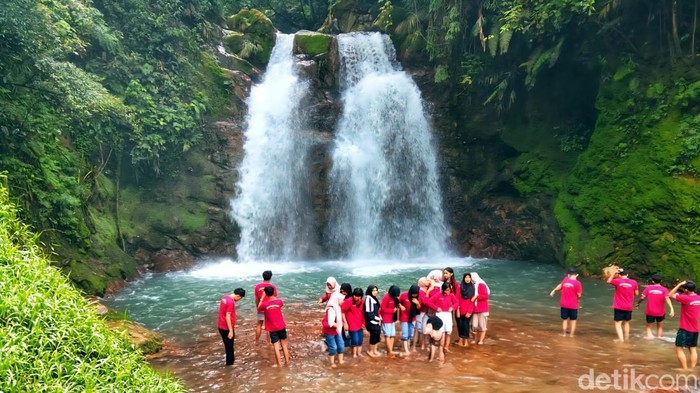 1762148220285-curug-3-helipad-sukabumi-1762052109708_169