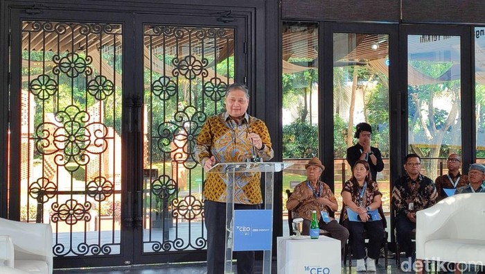 1762234338739-menteri-koordinator-bidang-perekonomian-airlangga-hartarto-1762226913508_169