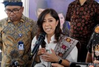 1762342507142-menteri-komunikasi-dan-digital-menkomdigi-meutya-hafid-saat-ditemui-di-abiansemal-badung-bali-minggu-2112025-foto-agus-ekadeti-1762068097054_169