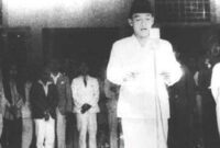 1762429276419-ir-soekarno-saat-memproklamasikan-kemerdekaan-republik-indonesia_169