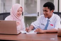 1764997553443-guru-sekolah-rakyat-1764991791855_169