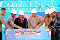1765278339619-wakapolri-komjen-dedi-prasetyo-melakukan-groundbreaking-pembangunan-6-sppg-baru-di-papua-1765264841382_169
