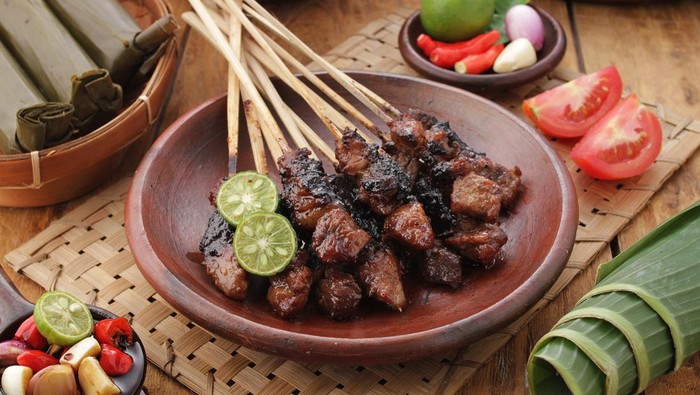 1765278344570-ilustrasi-sate-kambing-1765009163924_169