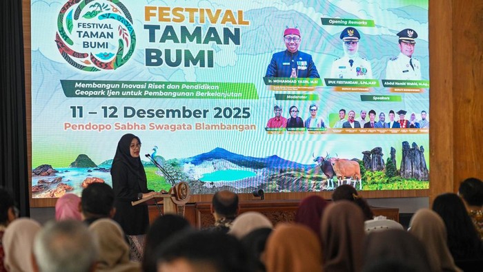 1765472716926-festival-taman-bumi-geopark-menjadi-ajang-konsolidasi-bagi-periset-dan-pengelola-geopark-dari-berbagai-daerah-di-indonesia-1765461933848_169