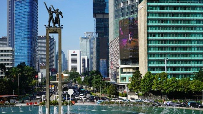 1765623895897-ilustrasi-bundaran-hi-jakarta-1756996820497_169