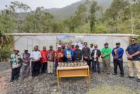 1765991131940-pemkab-puncak-jaya-papua-tengah-meresmikan-klinik-kesehatan-sekolah-alkitab-mulia-sekaligus-meluncurkan-greenhouse-produksi-ko-1765978890460_169