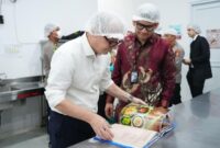 1766055979119-delegasi-prancis-kunjungi-sppg-polri-1766050953347_169