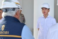 1767179155829-gibran-cek-proyek-pasar-ikn-1767158330682_169