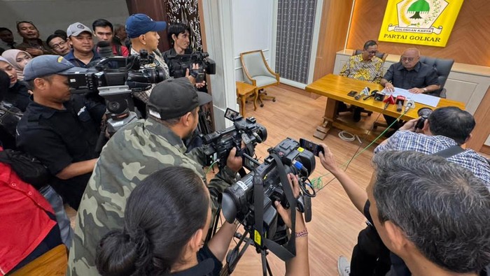 1769058343594-golkar-tegaskan-tuduhan-politisasi-proyek-strategis-ke-bahlil-tak-berdasar-1769044341751_169